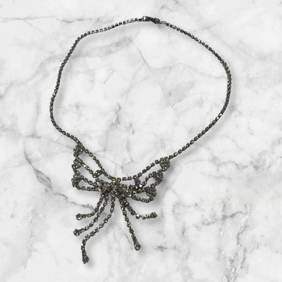 💎💟 Vintage 80s Rhinestone Bow Necklace - Picture 5 of 11